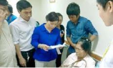 Tin Hot: Bộ trưởng bộ y tế Nguyễn Thị Kim Tiến thăm và làm việc Bệnh viện 22-12 Khánh Hòa